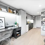Yugo Clifford House