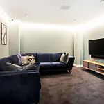Yugo Clifford House