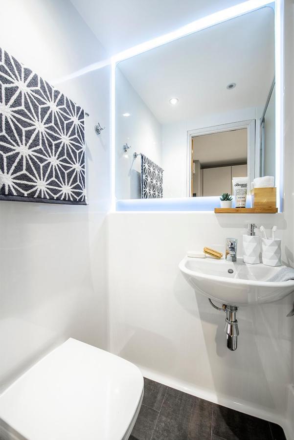 Aparthotel Clifford House 3*